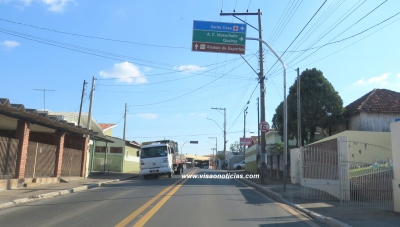 Prefeita Tina cobra providências urgentes do DER para os buracos na Via Expressa