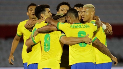 Brasil vence o Uruguai, mantém 100% nas Eliminatórias e ganha opções