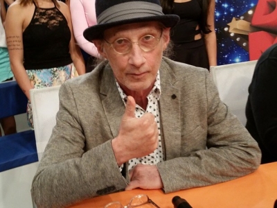 Produtor musical Arnaldo Saccomani morre aos 71 anos