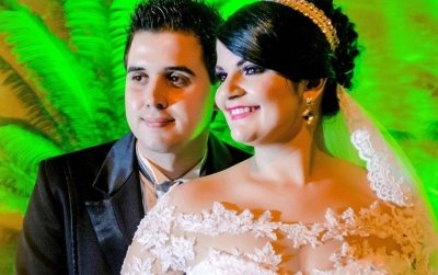 Criminosos invadem casa e furtam até álbum de casamento. Família pede devolução