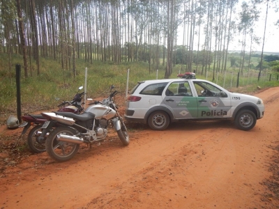 Polícia Ambiental recupera moto furtada