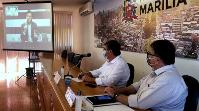 Prefeito apresenta ao governo estadual plano de retomada da economia em Marília 