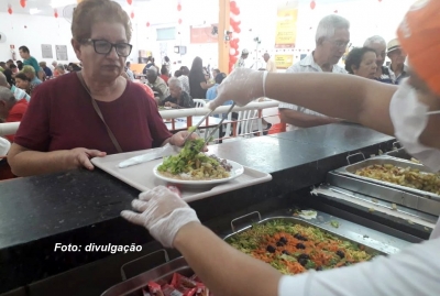 Dia das Mães: Restaurante Bom Prato realiza almoço especial