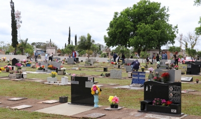 Confira o funcionamento no cemitério da Saudade no Dia de Finados, em Marília
