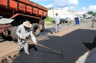 Recape e tapa-buracos: programas são intensificados