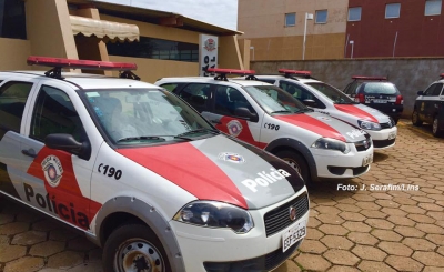 Criminosos alugam carro para assaltar Correios