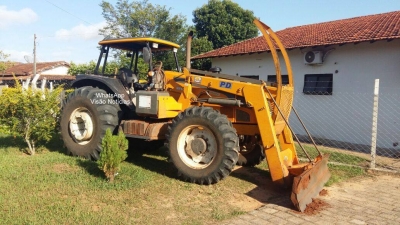 Polícia localiza trator furtado na região