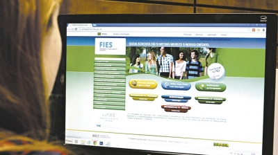 Estudantes poderão renovar o Fies até o dia 23