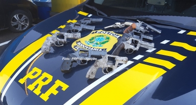 Casal é preso pela PRF em Marília com armas contrabandeadas