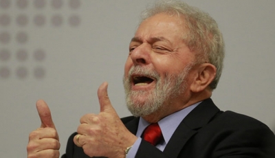 Juiz determina saída de Lula da prisão após decisão do STF