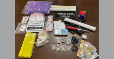 Adolescente é apreendido pela PM acusado de tráfico de drogas