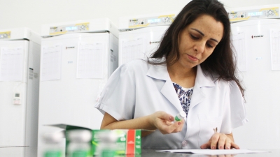 Saúde alerta para surtos de sarampo. Vacina está disponível no SUS