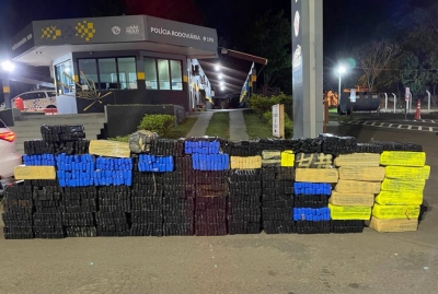 Polícia Rodoviária prende motorista com quase 2 toneladas de maconha