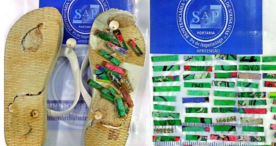 Jovem é presa ao tentar entrar em penitenciária com drogas sintéticas dentro de chinelos