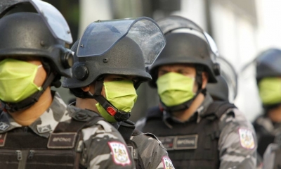 Coronavírus matou quase o dobro de policiais do que confrontos em 2020