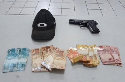 Rapaz é preso pela PM após assaltar restaurante em Marília