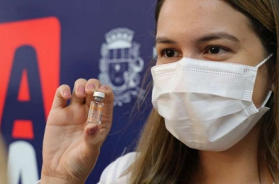 Programa Imuniza Marília é lançado com início da vacinação dos profissionais de saúde