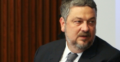 Moro determina bloqueio de até R$ 128 milhões das contas de Palocci