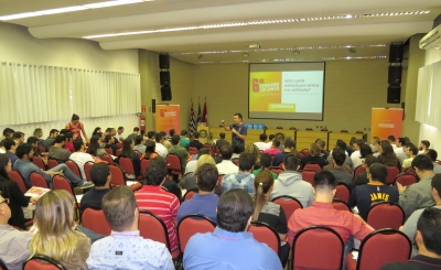 Seminário da Locaweb no Univem é sucesso