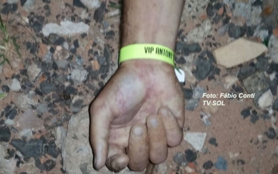 Rapaz que participava de festa é morto a tiros