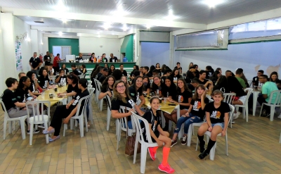 Unijovem realiza confraternização com jovens que estão se formando nos cursos profissionalizantes