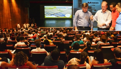 Famílias recebem contratos do Residencial Montana 2 no Teatro Municipal