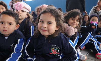 Prefeitura de Marília entrega mais de 130 mil peças de uniforme