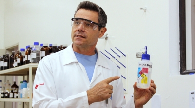 Unimar : docentes orientam sobre a importância da lavagem das mãos e quando usar álcool em gel