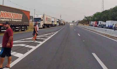 Região poderá ter hoje novas paralisações de caminhoneiros