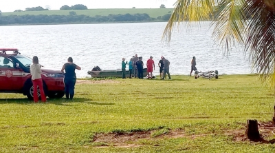 Irmãos idosos morrem afogados após caírem de barco em rio da região