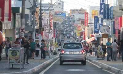 Comércio de Marília aberto hoje até às 22h