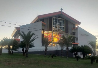 Igrejas católicas adotam sistema de senhas para evitar aglomeração nas celebrações de Natal