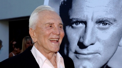 Kirk Douglas, ator de Spartacus, morre aos 103 anos