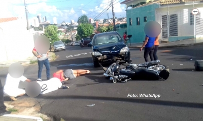 Acidente deixa duas pessoas feridas na zona oeste