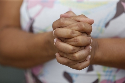 Pedreiro é preso após agredir a esposa na zona norte