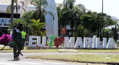 Mutirão de emergência em Marília conclui limpeza de canteiros de avenidas