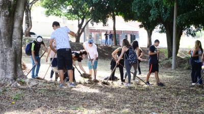 Prefeitura e Unimar revitalizam praça do Jardim Araxá