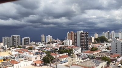 Prefeito Daniel anuncia que vai cumprir fase emergencial do plano SP