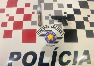 PM prende dupla que roubou posto de combustível em Marília