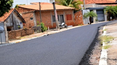 Pompeia tem mais de seis mil m2 de ruas recapeadas em apenas três dias