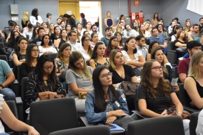 Famema recepciona novos residentes médicos e multiprofissionais