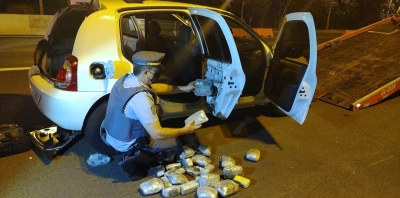 Polícia Rodoviária apreende carregamento de drogas na região