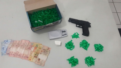 Auxiliar de Enfermagem vendia drogas no próprio local de serviço