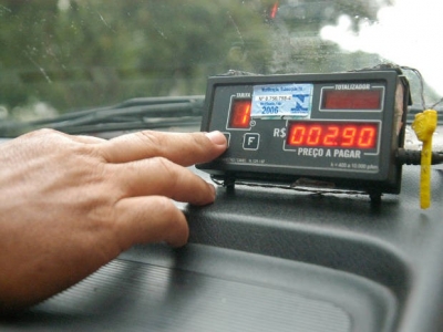 IPEM realiza plantão de taxímetro em Marília