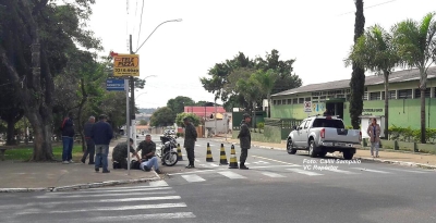 Soldados do TG socorrem vítima de acidente