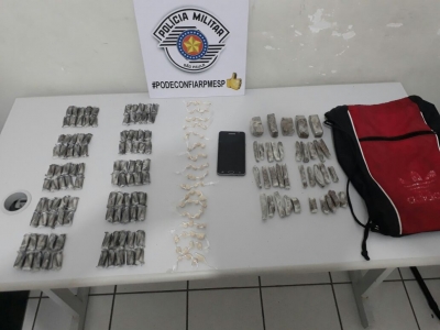 PM apreende droga após perseguição na zona norte