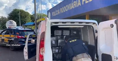 PRF apreende mais de 700 quilos de maconha em Marília