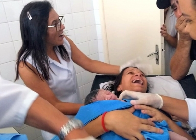 Com pressa!! Bebê nasce em unidade básica de saúde e emociona equipe no JK