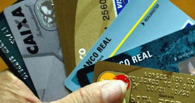 Cuidados que o folião deve ter com cartão de crédito