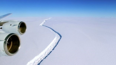 Iceberg gigante ameaça se desprender da Antártida